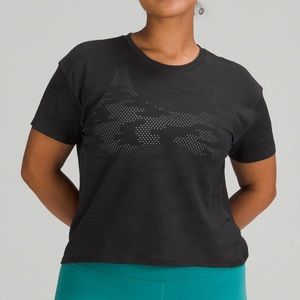 Train to be short sleeve shirt camo